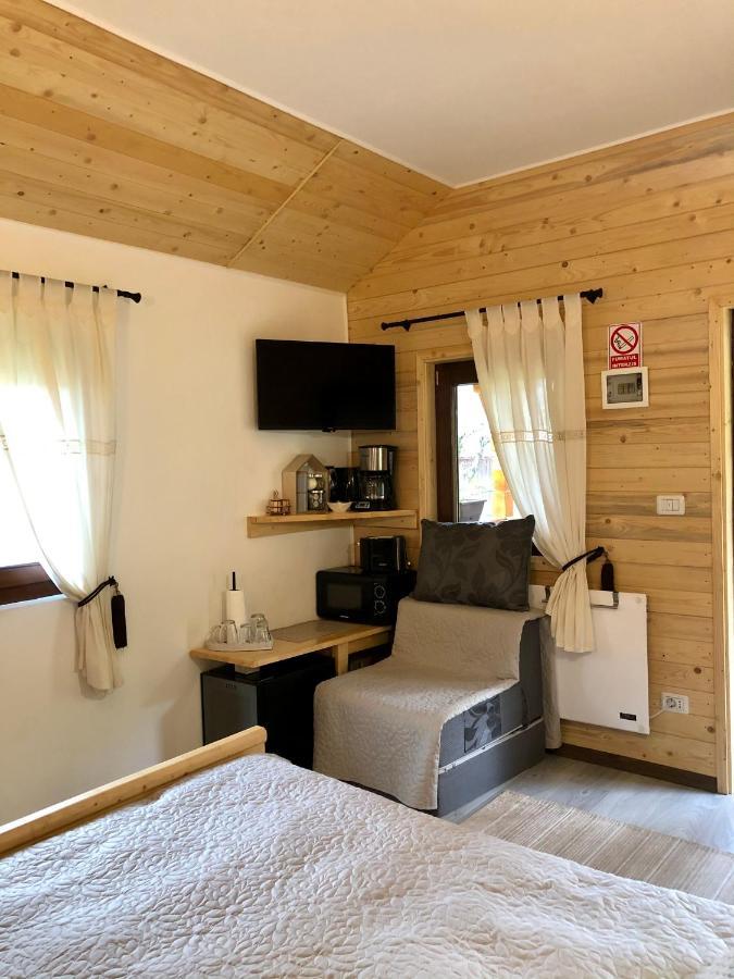 Domeniul Horj Casa Din Cires Moisei Villa Exteriör bild