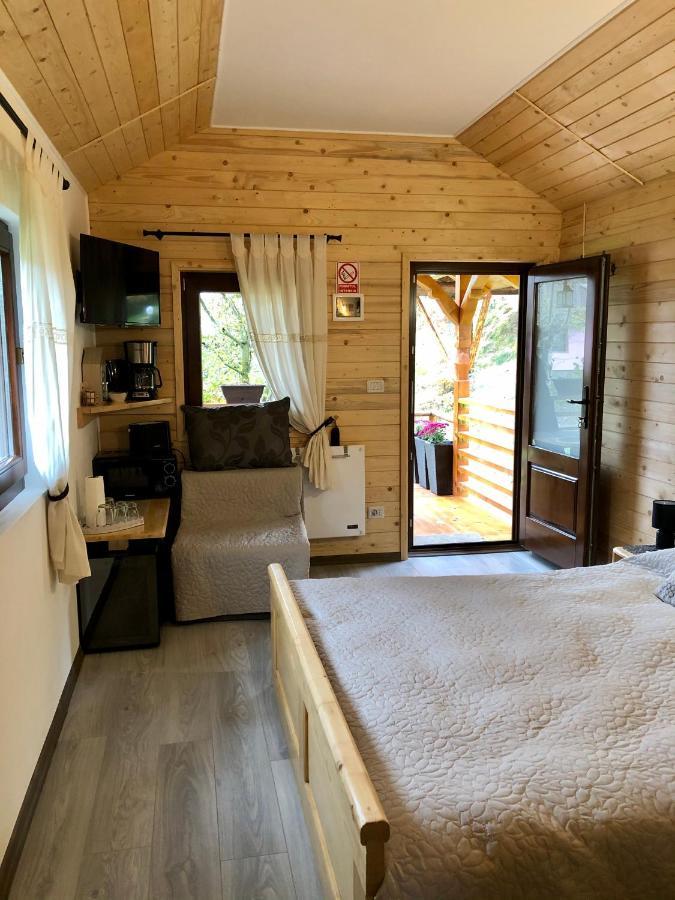 Domeniul Horj Casa Din Cires Moisei Villa Exteriör bild