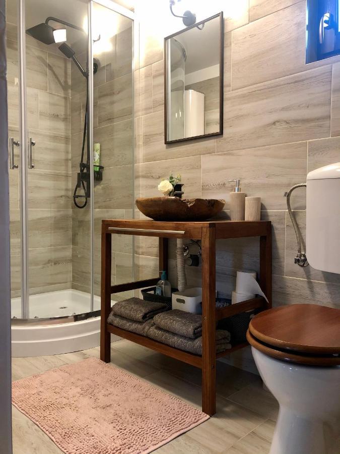 Domeniul Horj Casa Din Cires Moisei Villa Exteriör bild